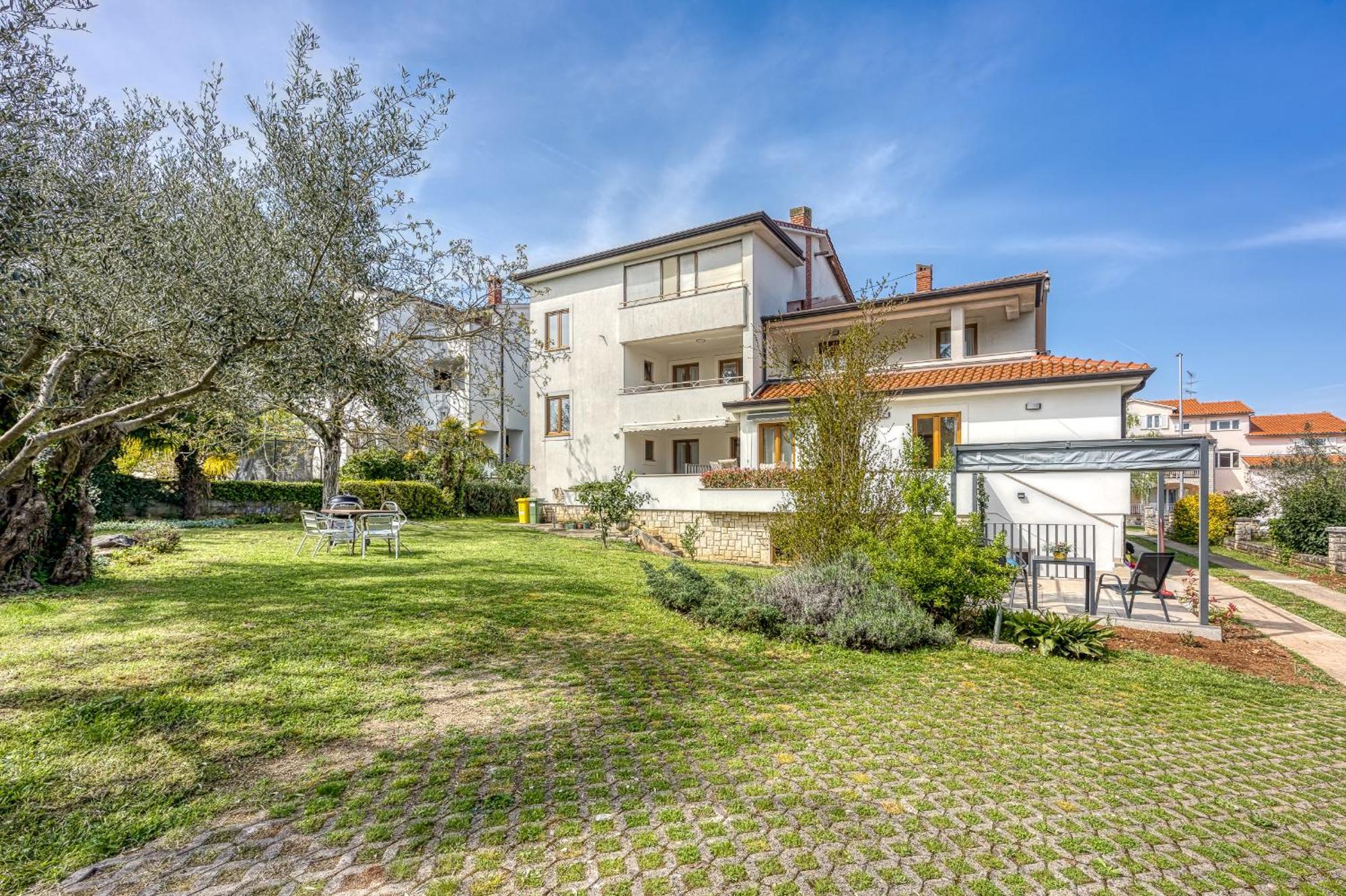 Отель Casa Mareva Пореч Экстерьер фото